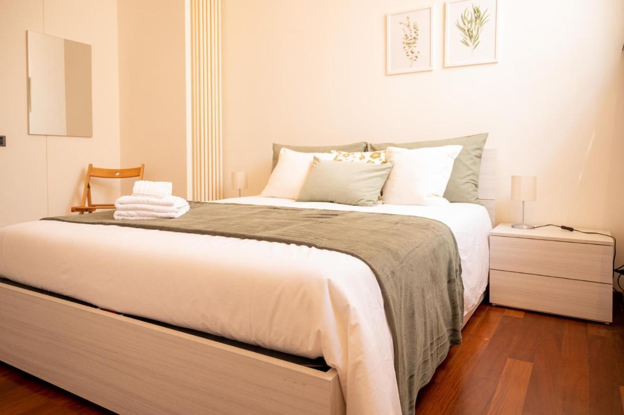 Luxury Savona Cruises At 1 Min Wifi - Free Park Apartment ภายนอก รูปภาพ