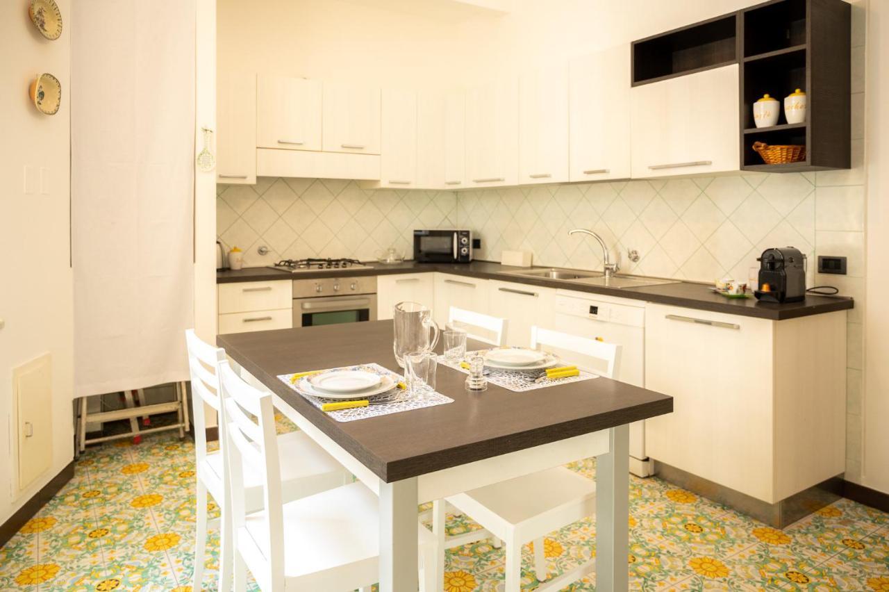 Luxury Savona Cruises At 1 Min Wifi - Free Park Apartment ภายนอก รูปภาพ